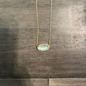 Kendra Scott necklace in great condition in light blue and gold
